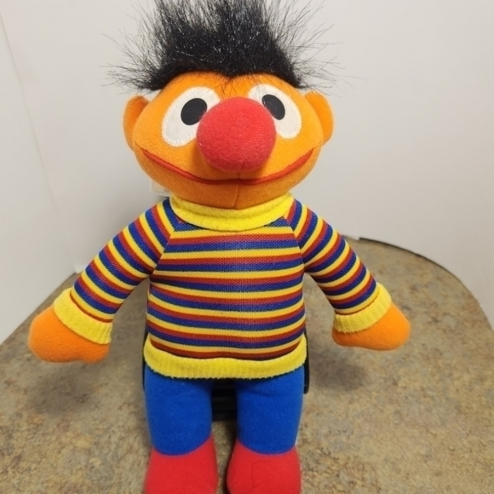 Sesame Street Vtg‎ Ernie Plush Toy Stuffed Character Figure Nostalgic Stuffie